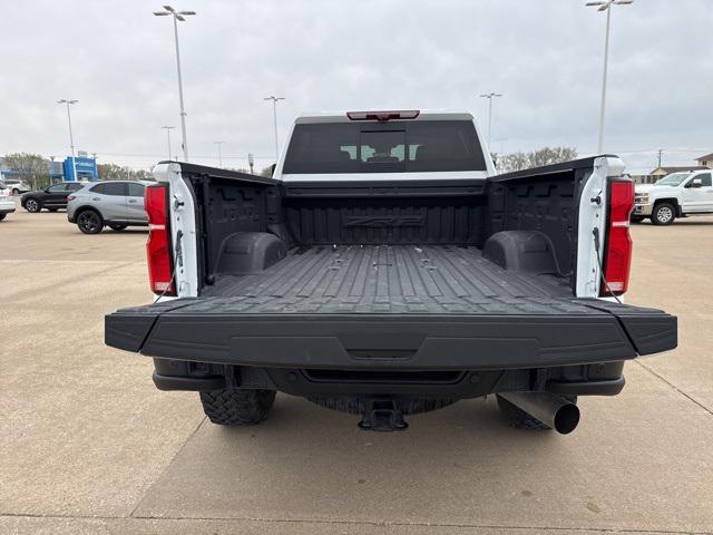 2024 Chevrolet Silverado 2500HD 4WD Crew Cab Standard Bed ZR2