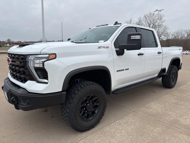 2024 Chevrolet Silverado 2500HD 4WD Crew Cab Standard Bed ZR2
