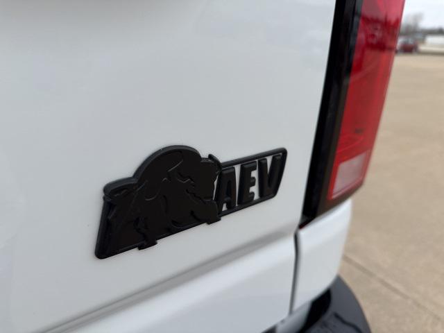 2024 Chevrolet Silverado 2500HD 4WD Crew Cab Standard Bed ZR2