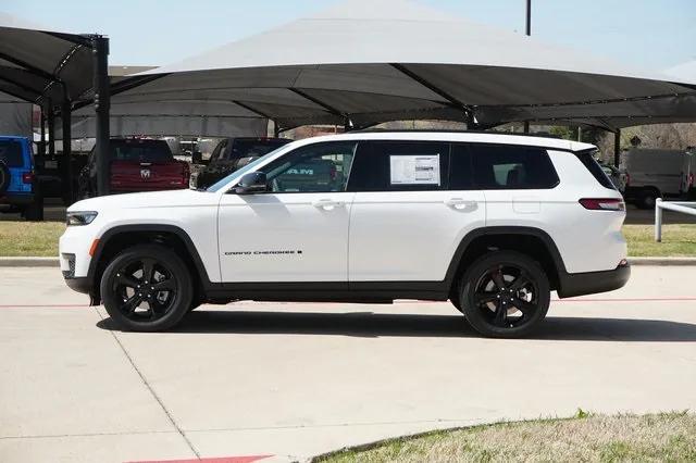 2025 Jeep Grand Cherokee GRAND CHEROKEE L ALTITUDE X 4X4