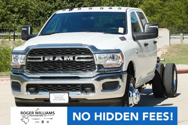 2024 RAM Ram 3500 Chassis Cab RAM 3500 TRADESMAN CREW CAB CHASSIS 4X4 60 CA