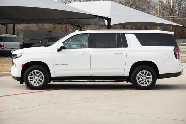 2023 Chevrolet Suburban 2WD LT
