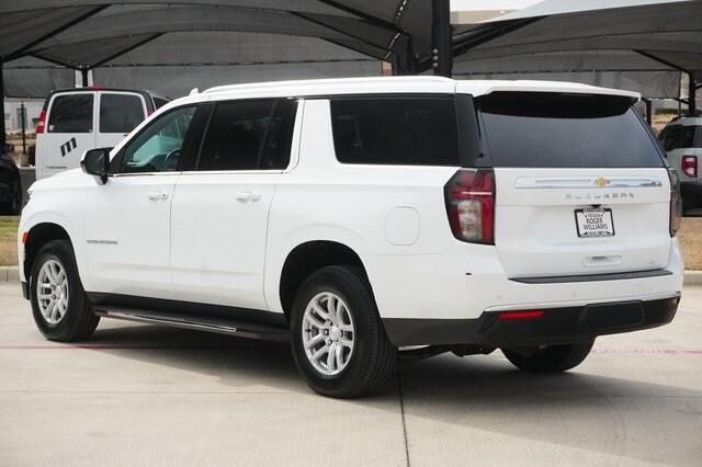 2023 Chevrolet Suburban 2WD LT