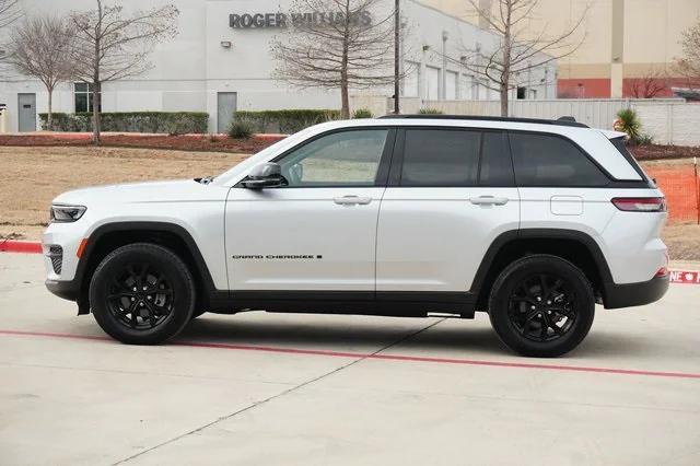 2024 Jeep Grand Cherokee Altitude X 4x2