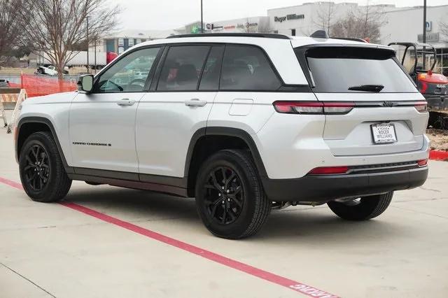 2024 Jeep Grand Cherokee Altitude X 4x2