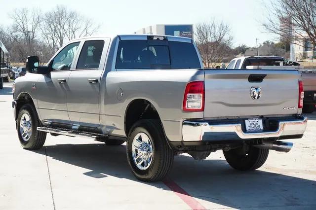 2024 RAM 2500 Tradesman Crew Cab 4x4 64 Box