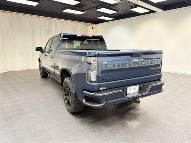 2021 Chevrolet Silverado 1500 4WD Crew Cab Standard Bed Custom