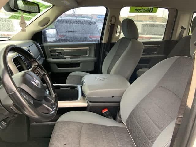 2020 RAM 1500 Classic SLT Crew Cab 4x4 57 Box