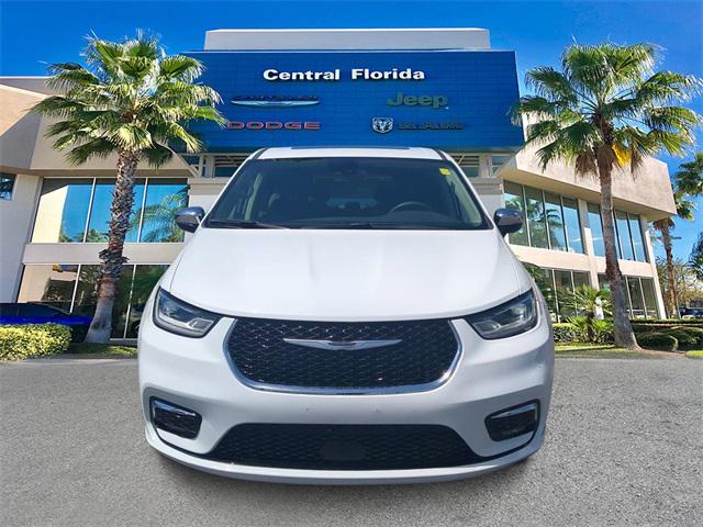 2023 Chrysler Pacifica Hybrid Limited