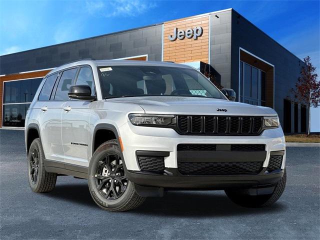 2024 Jeep Grand Cherokee L Altitude 4x2