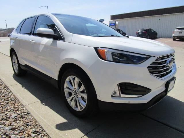 2021 Ford Edge Titanium