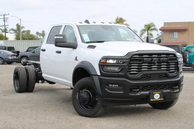 2025 RAM 5500 Chassis RAM 5500 TRADESMAN CHASSIS CREW CAB 4X2 60 CA