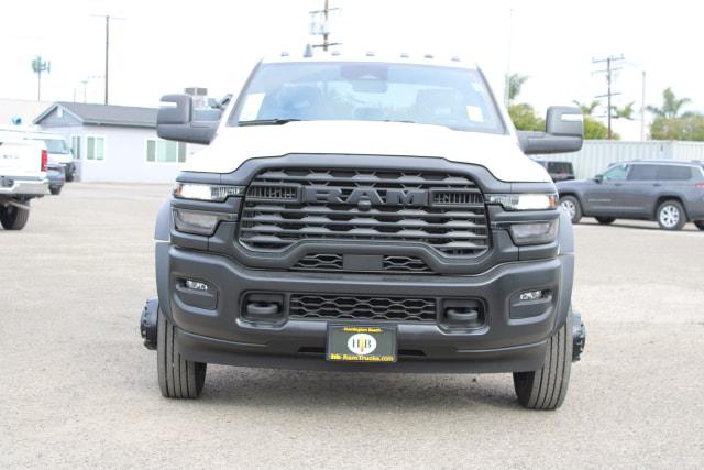 2025 RAM 5500 Chassis RAM 5500 TRADESMAN CHASSIS CREW CAB 4X2 60 CA