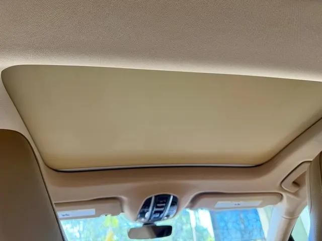 2018 Porsche Panamera 4