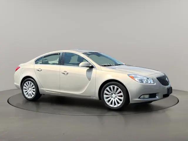 2012 Buick Regal Base