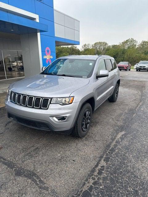 2021 Jeep Grand Cherokee Laredo E 4x4 2021 Jeep Grand Cherokee Laredo E 4x4