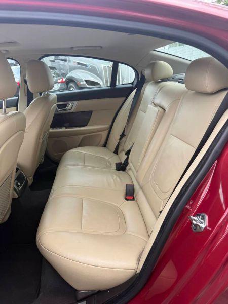 2013 Jaguar XF V6 SC