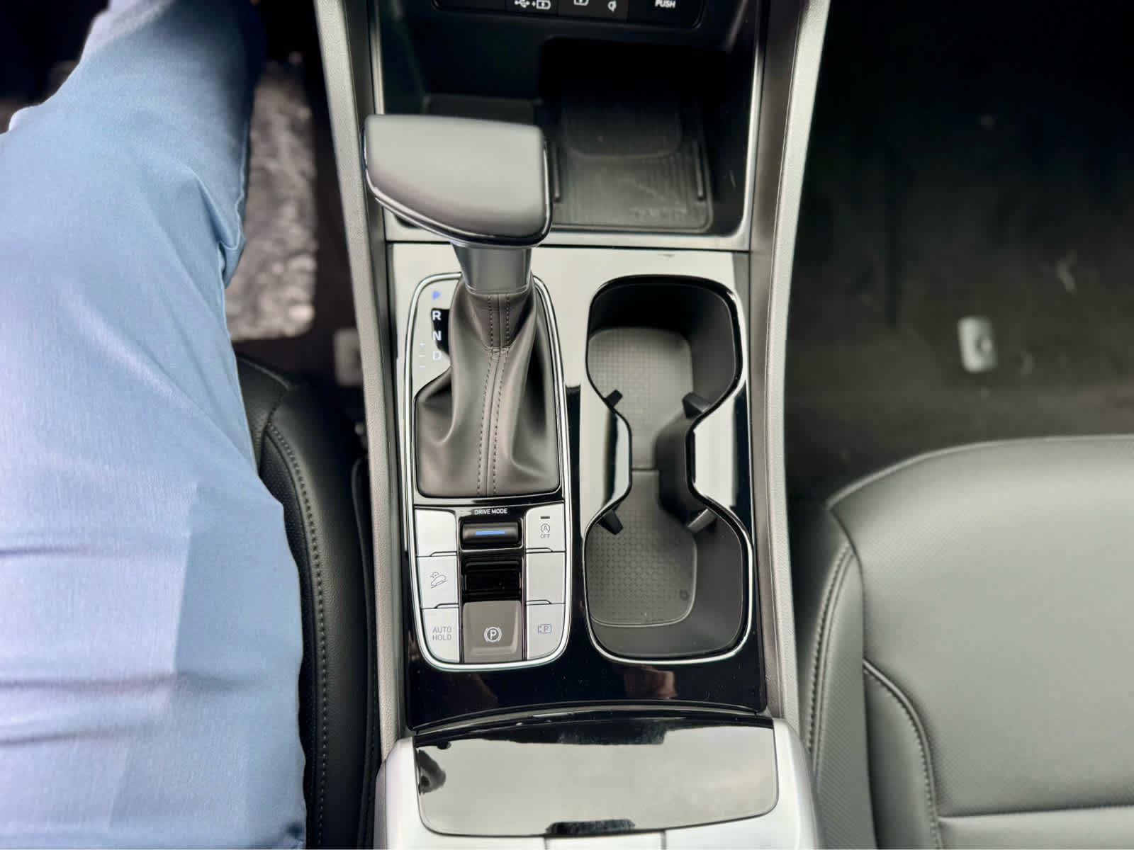 2025 Hyundai Tucson SEL Convenience - Photo 14