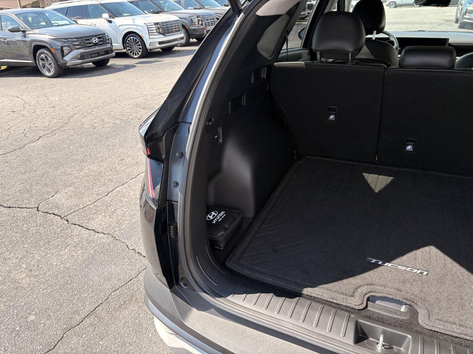 2025 Hyundai Tucson SEL Convenience - Photo 12