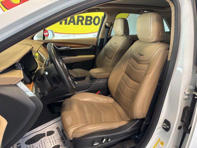2019 Cadillac XT5 Platinum