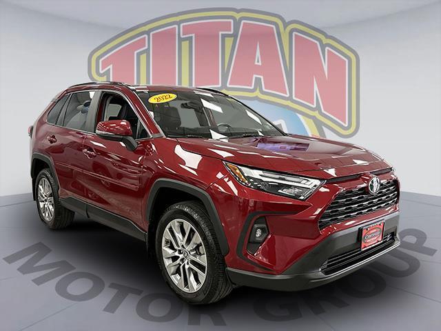 2022 Toyota RAV4 XLE Premium [17]