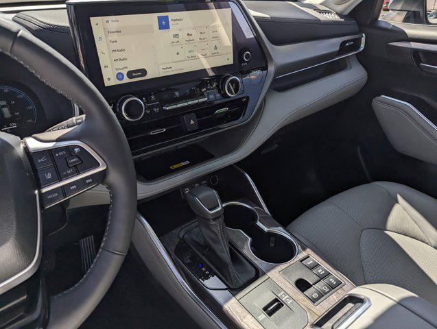 Used 2023 Toyota Highlander For Sale in Tucson, AZ