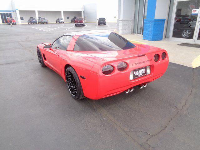 2001 Chevrolet Corvette Base