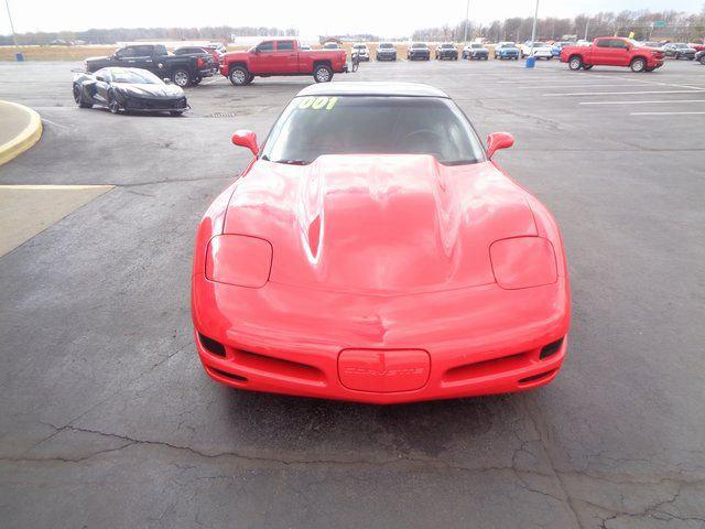 2001 Chevrolet Corvette Base