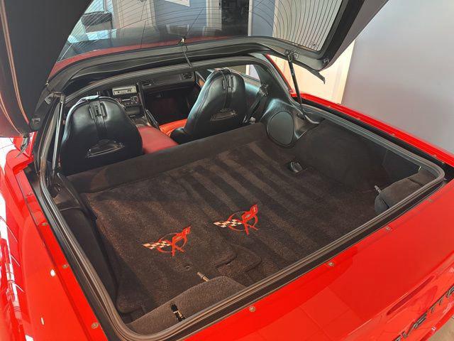 2001 Chevrolet Corvette Base