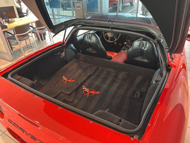2001 Chevrolet Corvette Base