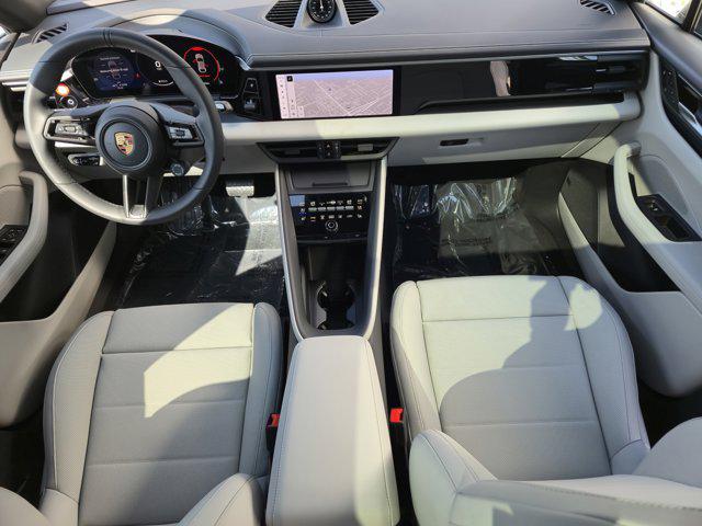 2025 Porsche Macan Electric 4