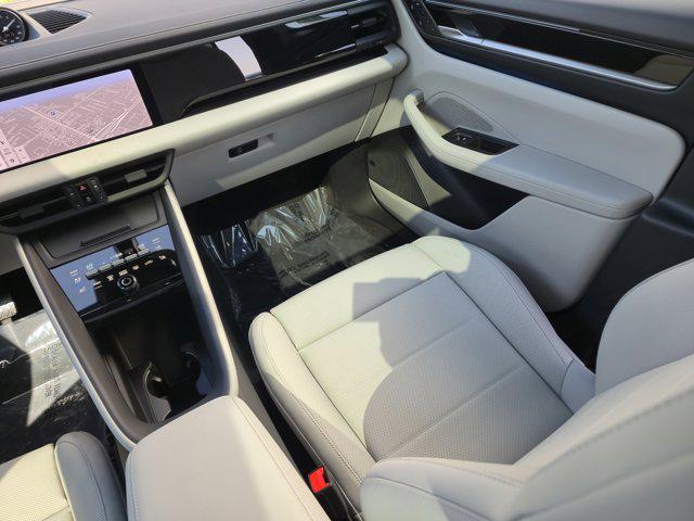 2025 Porsche Macan Electric 4
