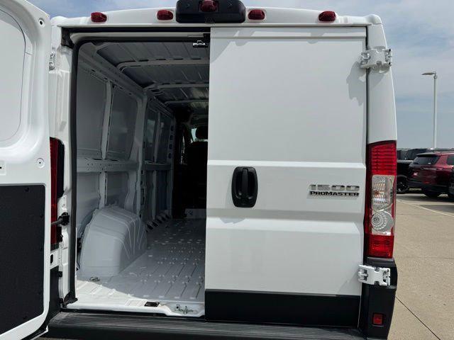 2025 Ram ProMaster Cargo Van Tradesman Low Roof 136" WB w/Pass Seat