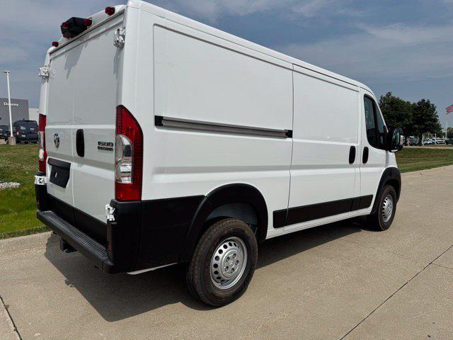 2025 Ram ProMaster Cargo Van Tradesman Low Roof 136 WB w/Pass Seat