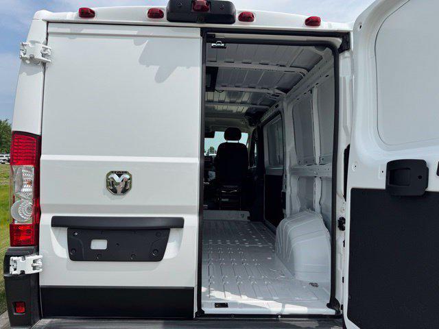 2025 Ram ProMaster Cargo Van Tradesman Low Roof 136 WB w/Pass Seat