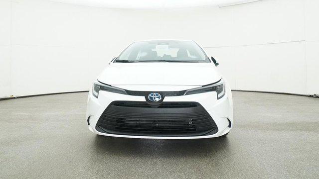 2025 Toyota Corolla Hybrid LE