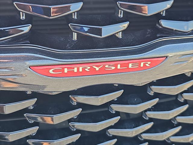 2022 Chrysler 300 S