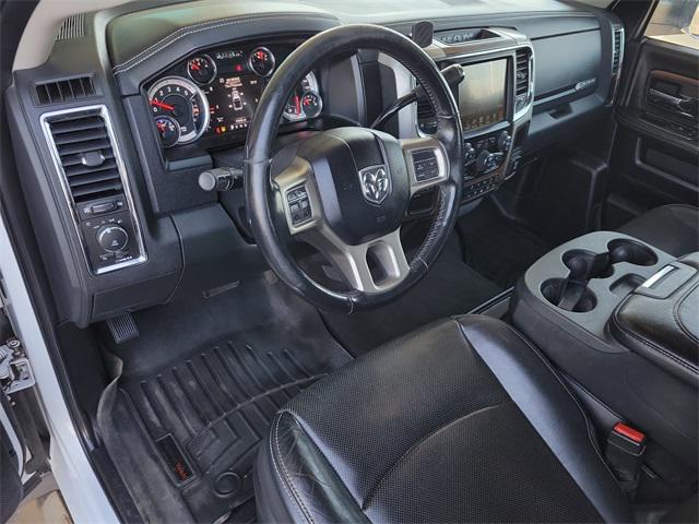 2017 RAM 2500 Laramie Crew Cab 4x4 64 Box