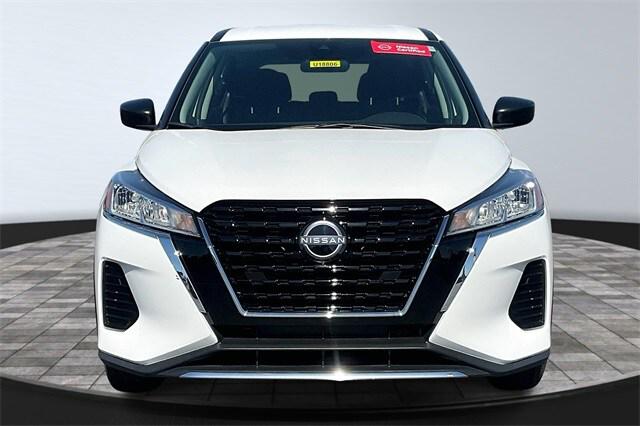 2024 Nissan Kicks S Xtronic CVT