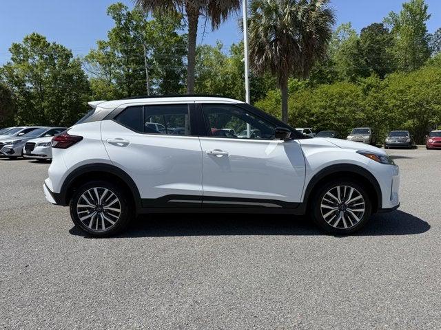 2024 Nissan Kicks SR Xtronic CVT