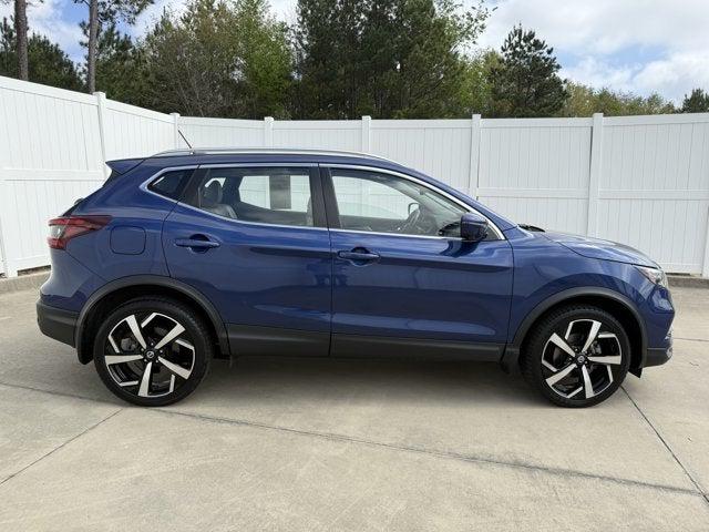 2022 Nissan Rogue Sport SL FWD Xtronic CVT