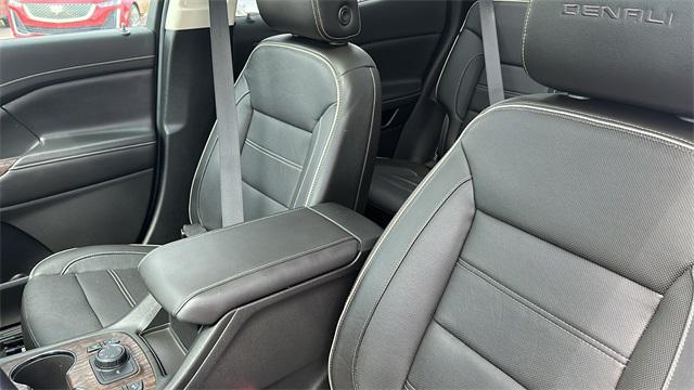 Used 2020 GMC Acadia For Sale in Waterford Twp, MI