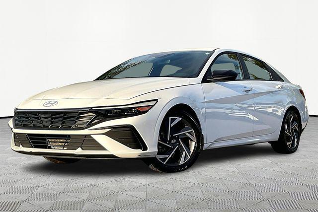 Used 2025 Hyundai Elantra For Sale in Olive Branch, MS