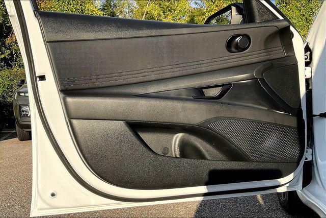 Used 2025 Hyundai Elantra For Sale in Olive Branch, MS