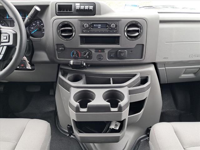 2025 Ford E-350 Cutaway Base