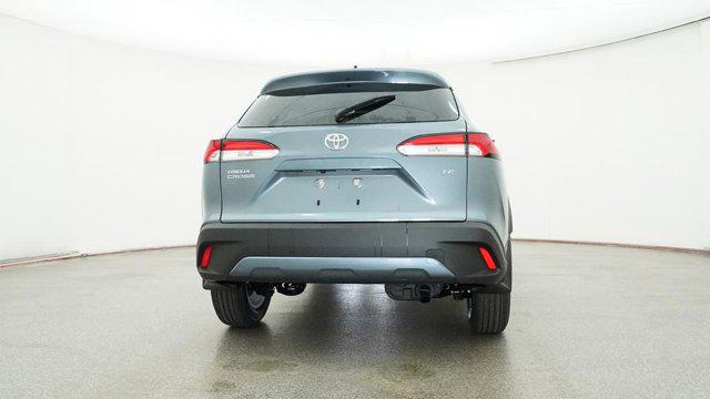 2025 Toyota Corolla Cross LE