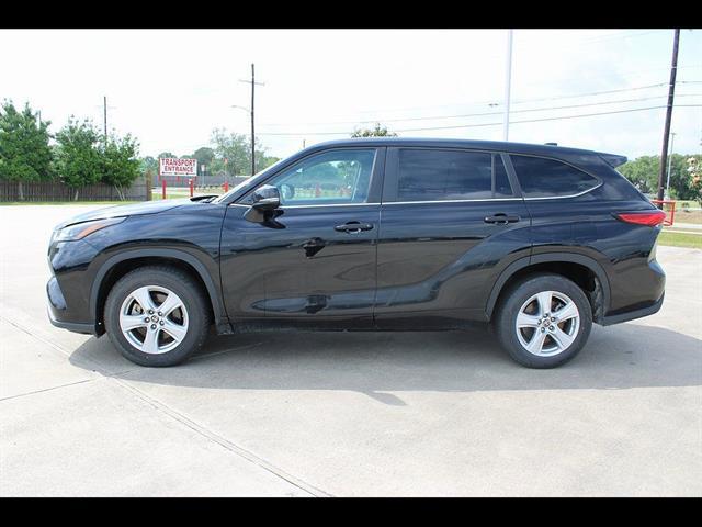 2023 Toyota Highlander LE