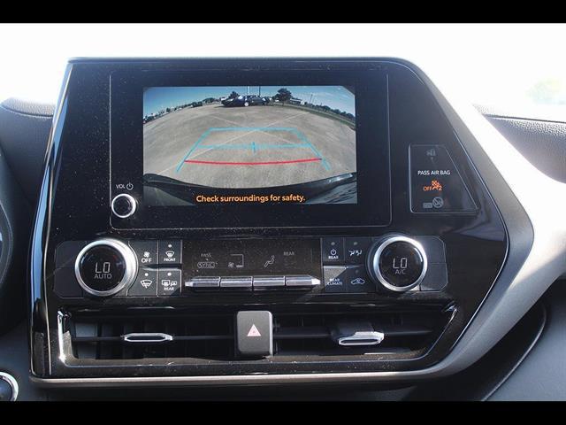 2023 Toyota Highlander LE