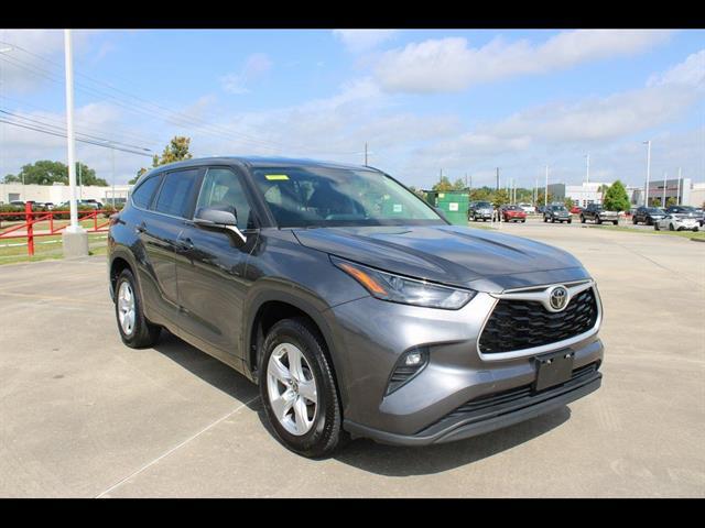 2023 Toyota Highlander LE