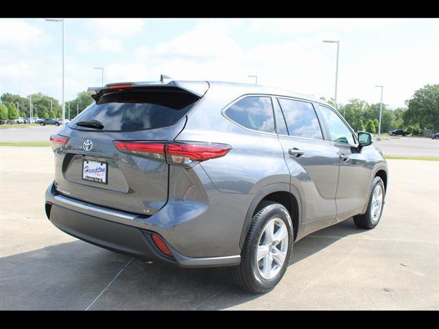 2023 Toyota Highlander LE